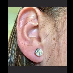 COPY - 💥 NEW ‼️ 2.05 CT. REAL💥 DIAMOND 💥 STUDS 💥 EARRINGS